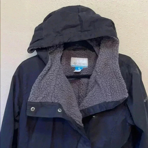 COLUMBIA SPORTSWEAR Women’s Fleeced Lined Coat - Picture 4 of 11